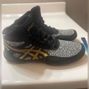 kids wrestling shoes